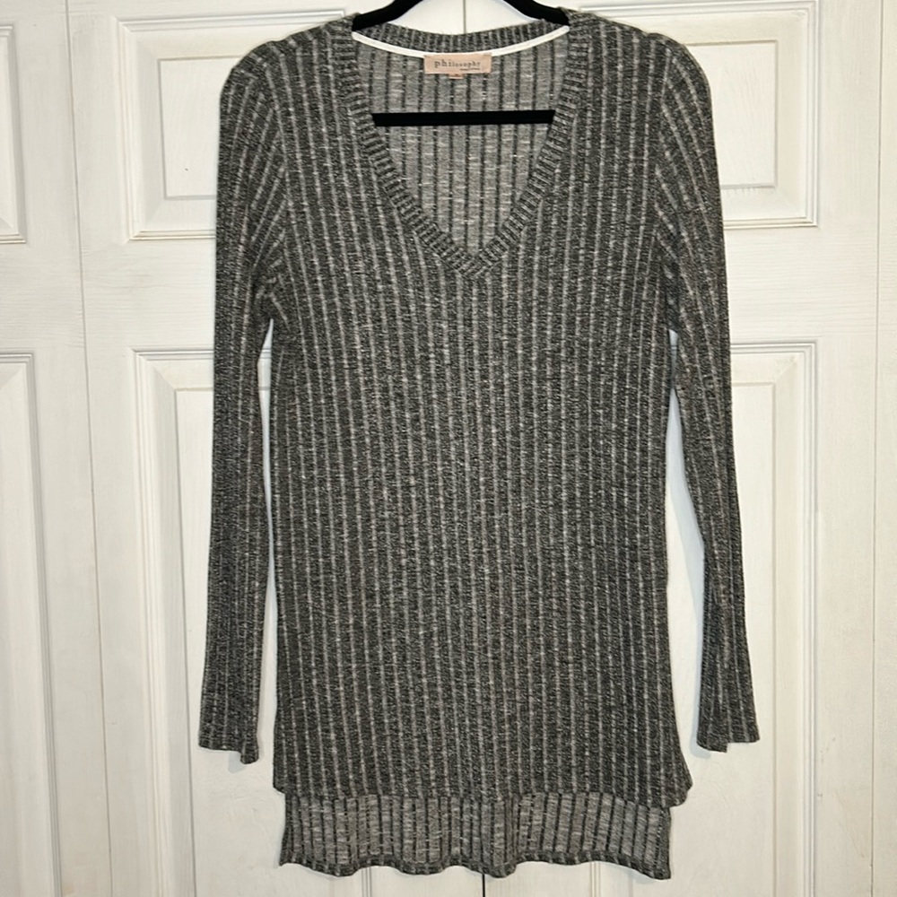 Philosophy women’s ribbed long sleeve top size Medium